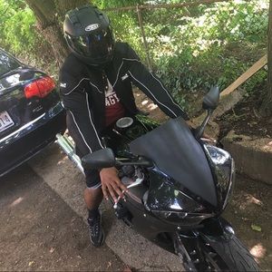 Meet your Posher, Wesley